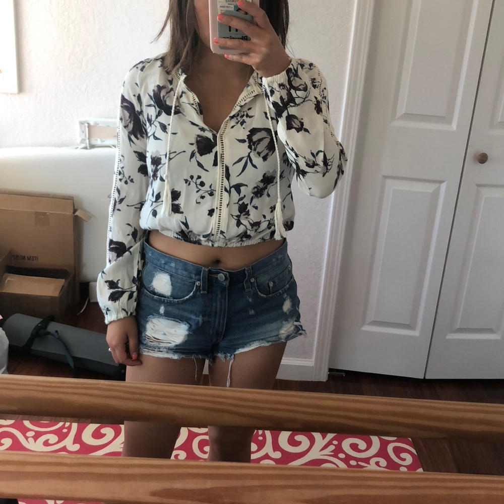 Kendall and Kylie floral top